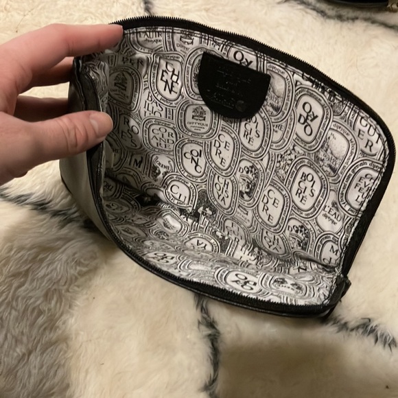 Diptyque 3 piece set toiletry bag set - Picture 5 of 7